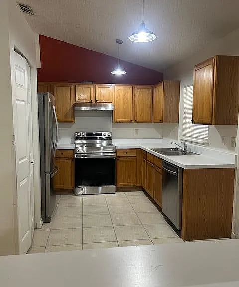 5218 NW West Piper Cir — Photo 6