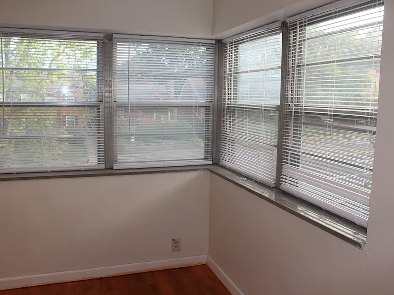 2nd BR - Lots of natural light