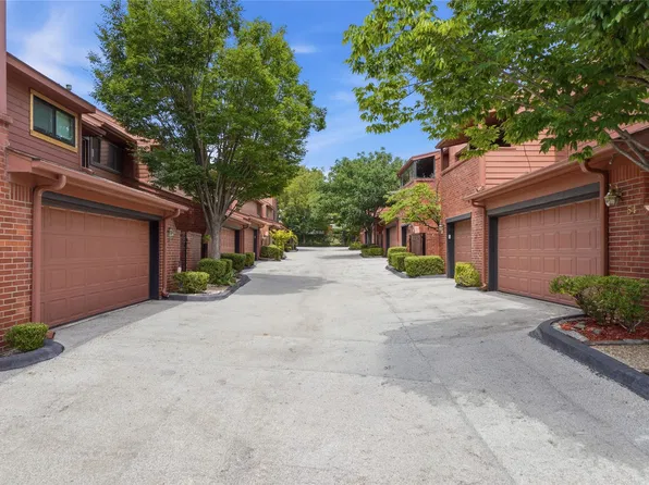 36 Woodward Blvd #20017, Tulsa, OK 74114