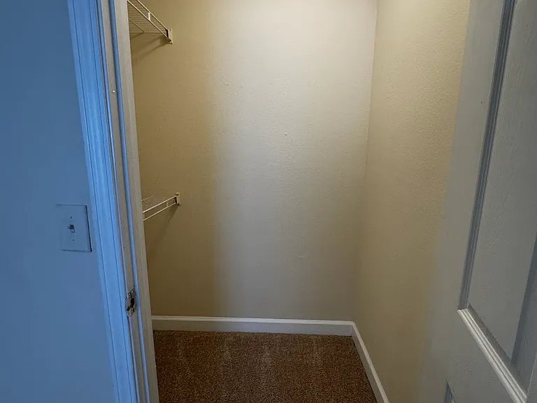 18539 Bridle Club Dr — Photo 12