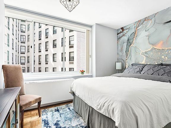 3rd image of 61 W 62nd St APT 6C