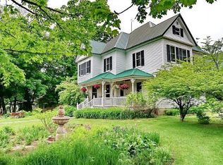 9 Norton Ln, Sugar Hill, NH 03586