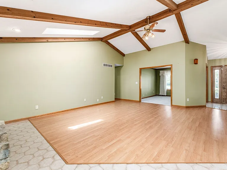 6002 Bowen Rd — Photo 19