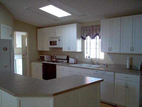 5th image of 1554 N KOTOR Drive
