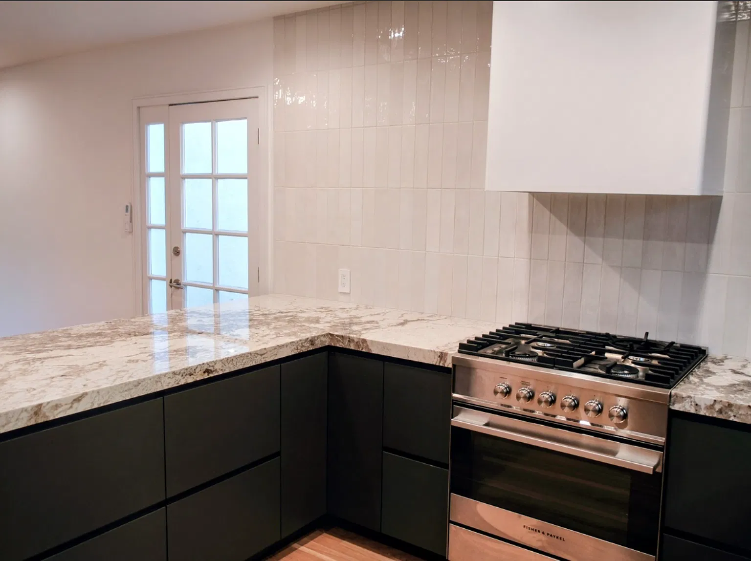 1 bed, 800 sqft, $4,800 — Photo 2