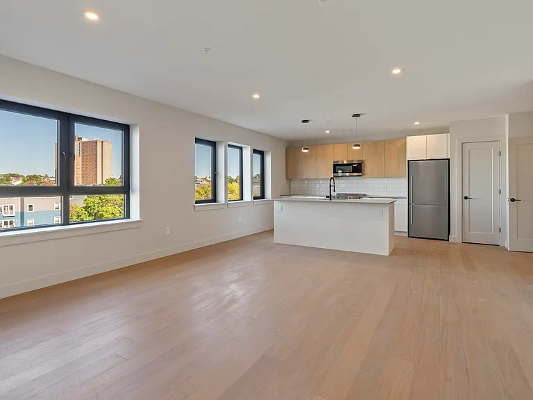 75 Chestnut St #509 — Photo 10