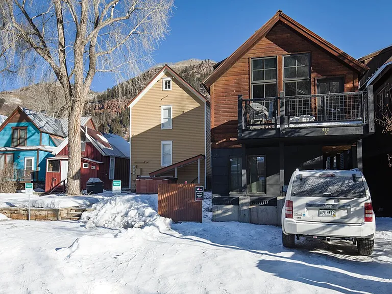 301 Guss Way #ID1490465P — Photo 27
