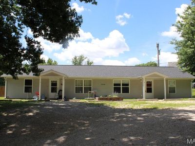 500 Oak Leaf Ln, Mokane, MO, 65059