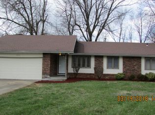 1233 S Saratoga Ave, Springfield, MO 65804