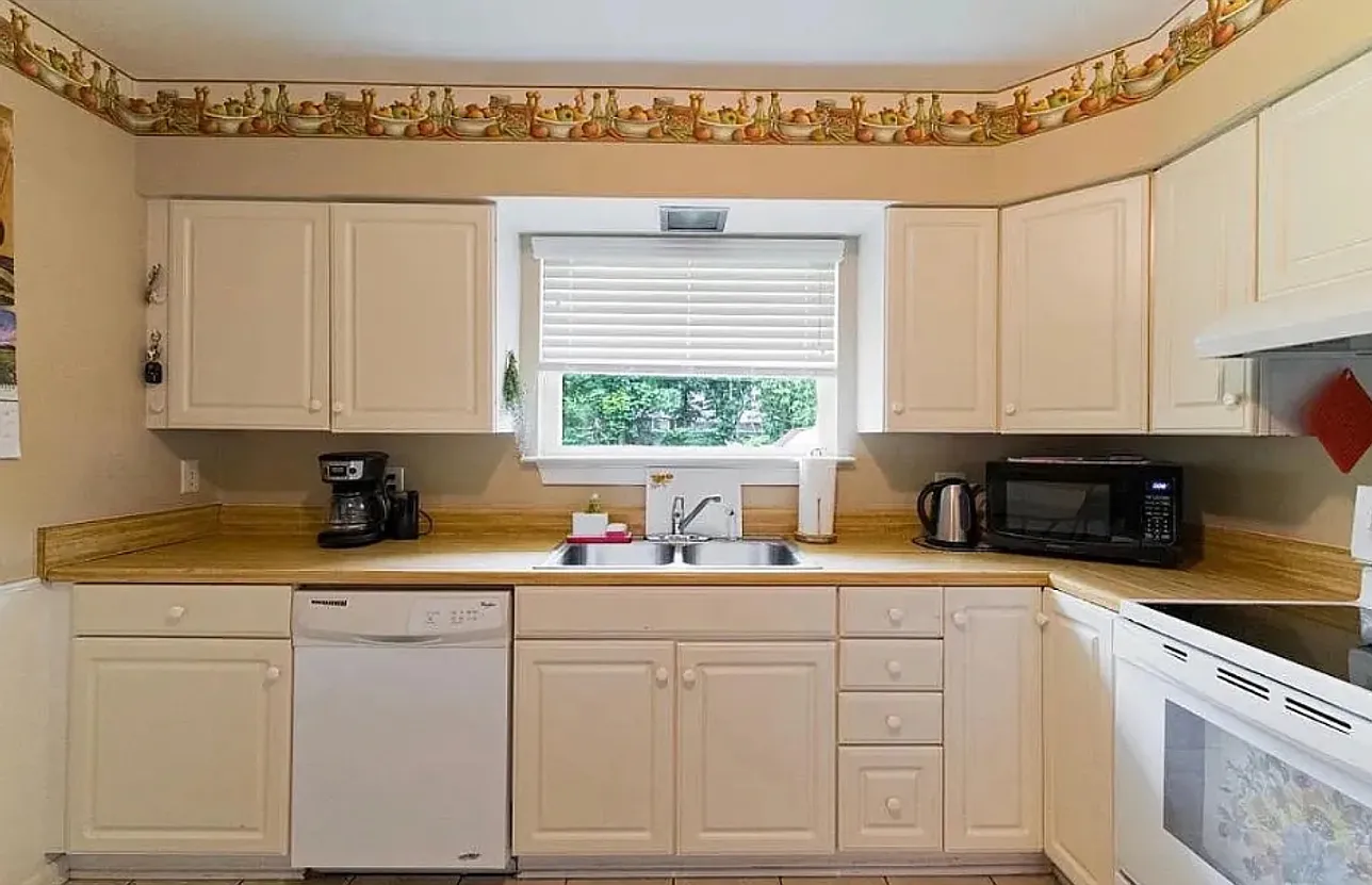 Coming Soon! 3 bed, 1 bath House for Lease — Photo 4