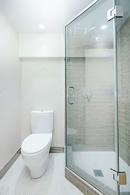 Rented by Nooklyn NYC LLC | media 44