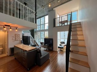 1238 Seymour St #512, Vancouver, BC V6B 6J3