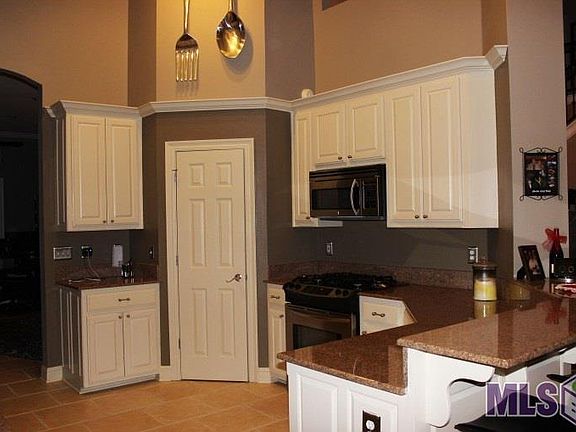 3rd image of 6149 Royal Palms Ct