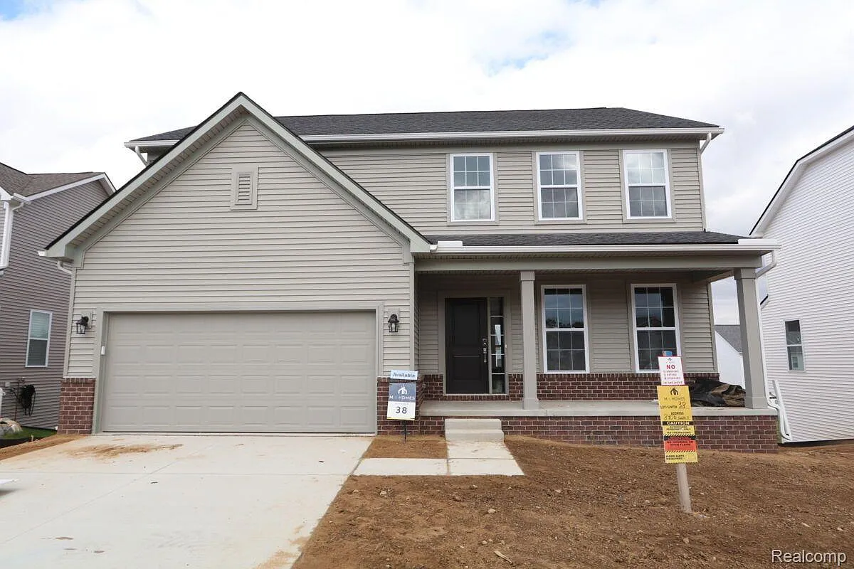 8406 Sandhill photo 1