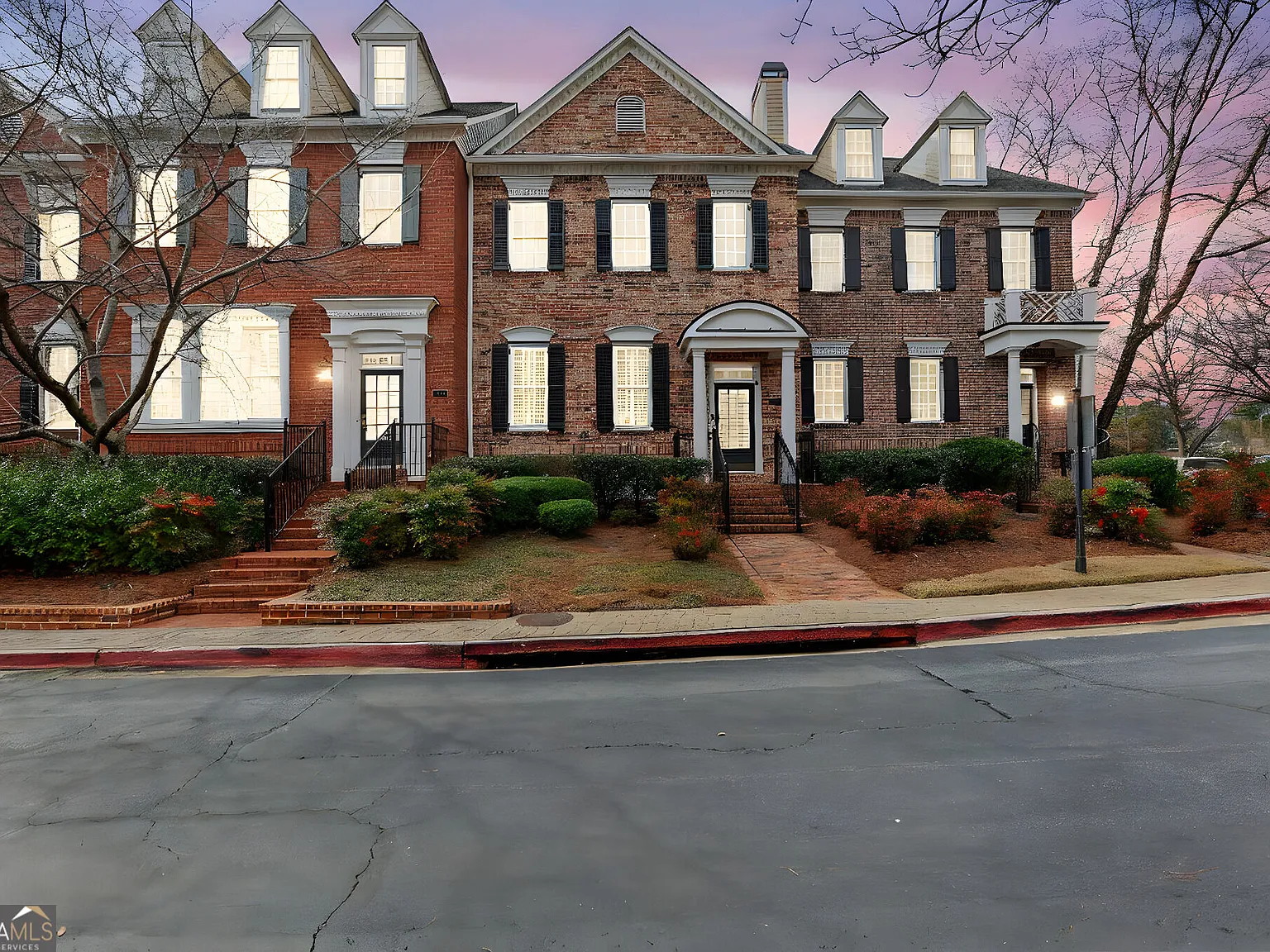 3 bed, 3.5 bath, 3224 sqft, $3,200 — Photo 3