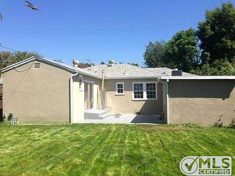 1st image of 15534 Saticoy St