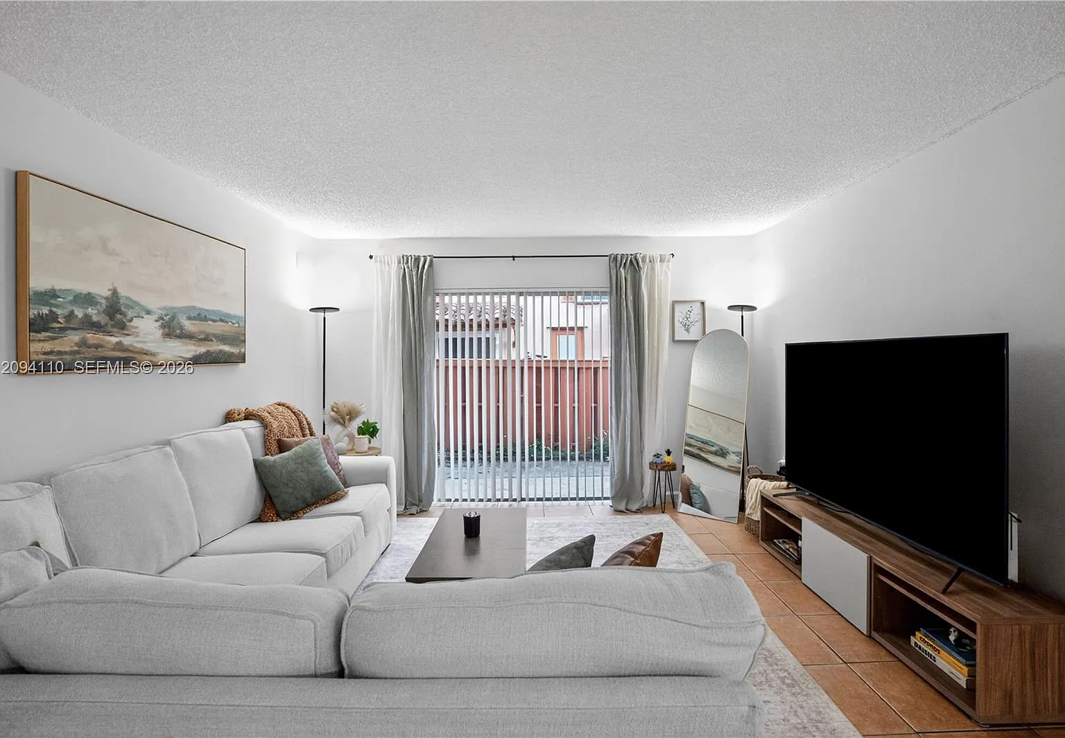 Cypress Village Condo — Photo 2
