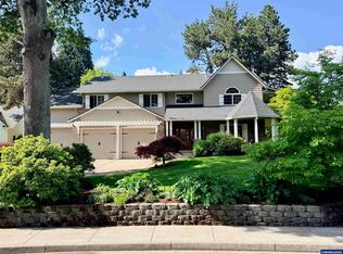 565 Shelokum Dr, Silverton, OR 97381