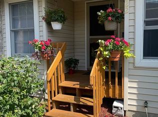 903 N Linden St APT 222, Normal, IL