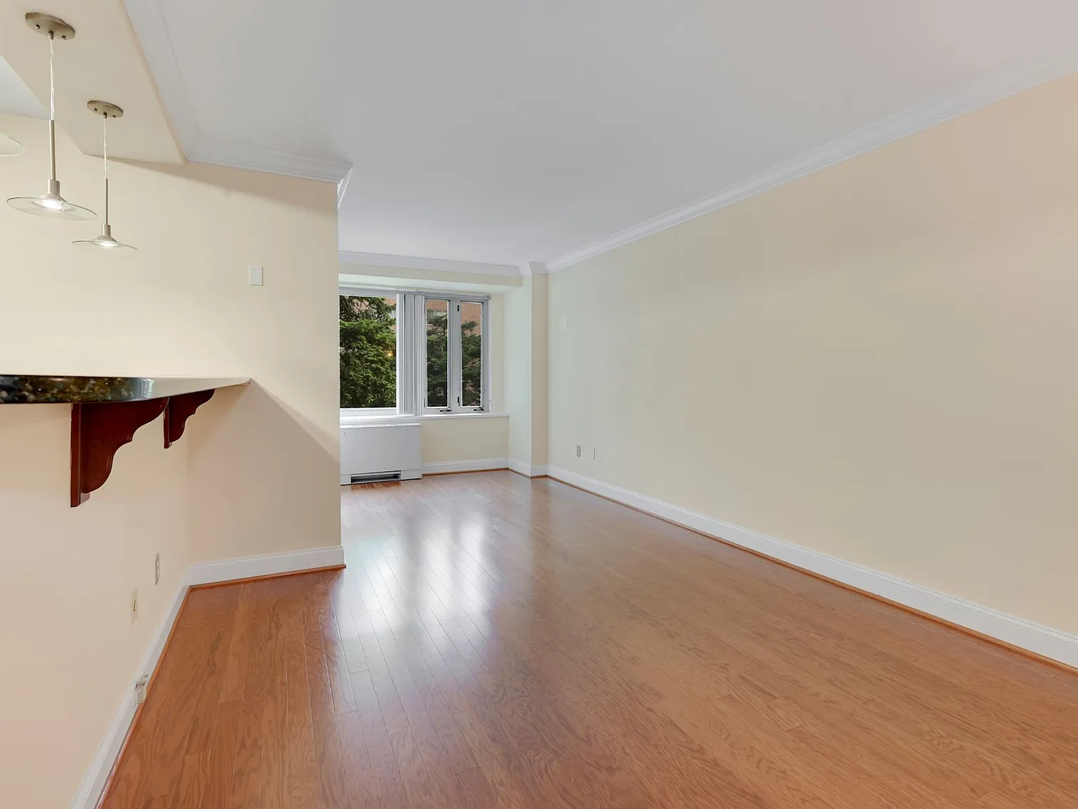 2 bed, 962 sqft, $2,950 — Photo 4