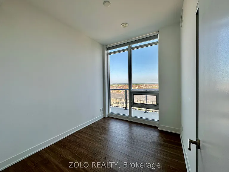 180 Veterans Dr #809 — Photo 15