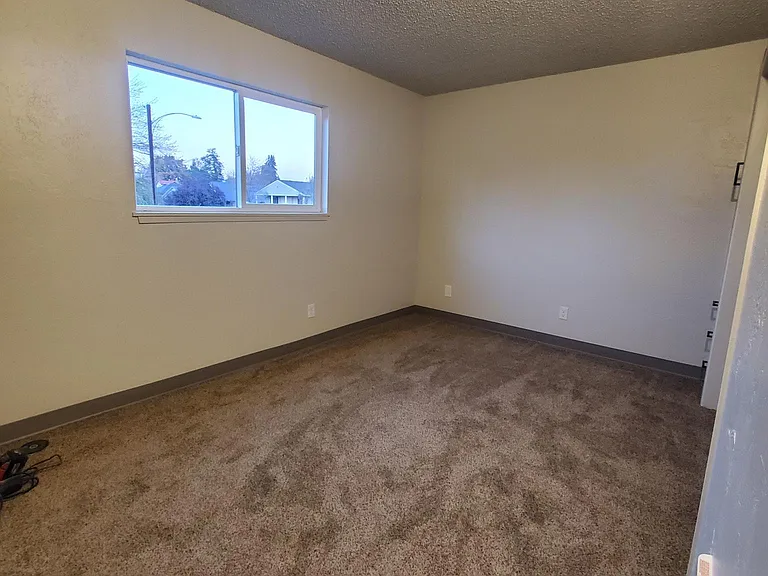301 S Pine St #206 — Photo 6