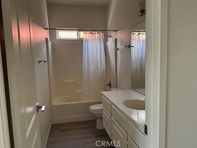 904 Bergamo Ave — Photo 36
