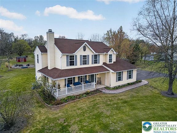 2nd image of 1555 Kumry Rd