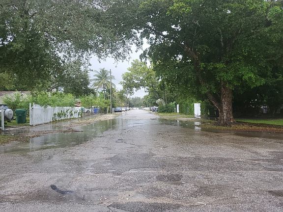 4th image of 36 NW 67th St