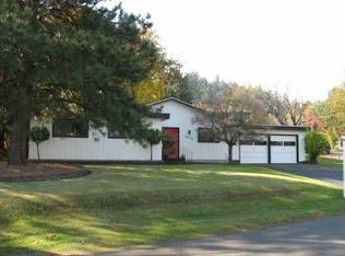 6590 Lowry Dr, West Linn, OR