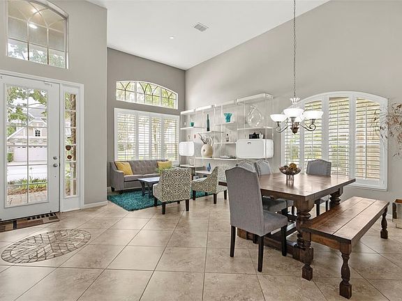 3rd image of 16002 OAK SPRING DRIVE
