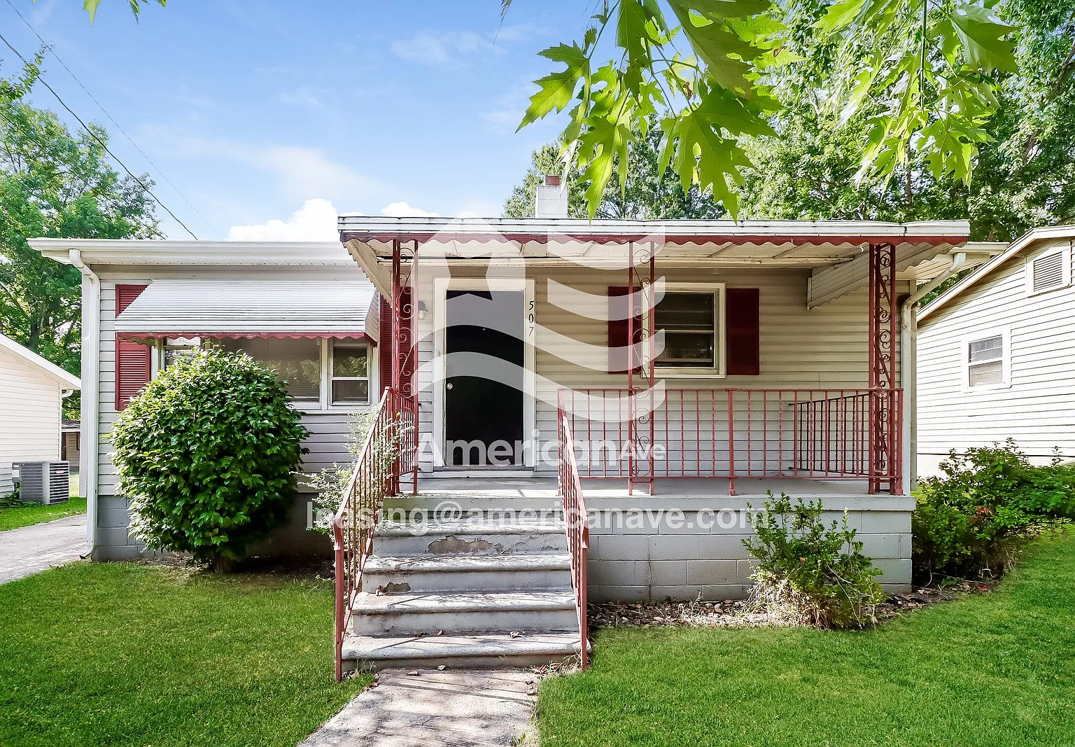 507 South D Avenue, 28650; #16561 - 16561 — Photo 1
