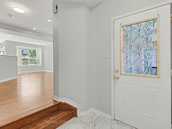 3rd image of 15 Angus Dr