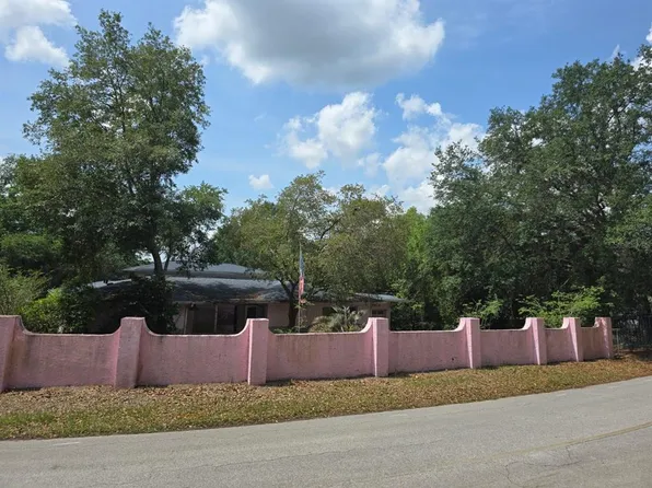 16880 SE 63rd Ln, Ocklawaha, FL 32179