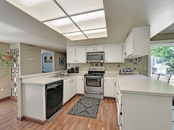 5th image of 34689 Calcutta Dr