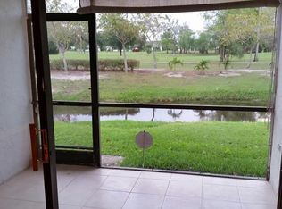 238 Par Dr, Royal Palm Beach, FL 33411