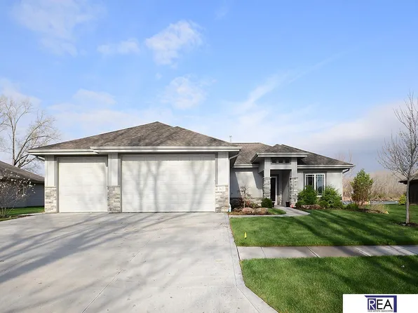 5620 N 279th St, Valley, NE 68064