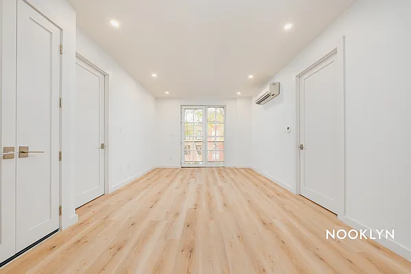 Rented by Nooklyn NYC LLC | media 3