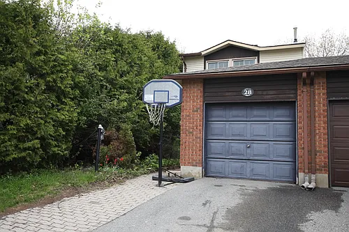28 Whelan Dr Photo 1 28 Whelan Dr Photo 1