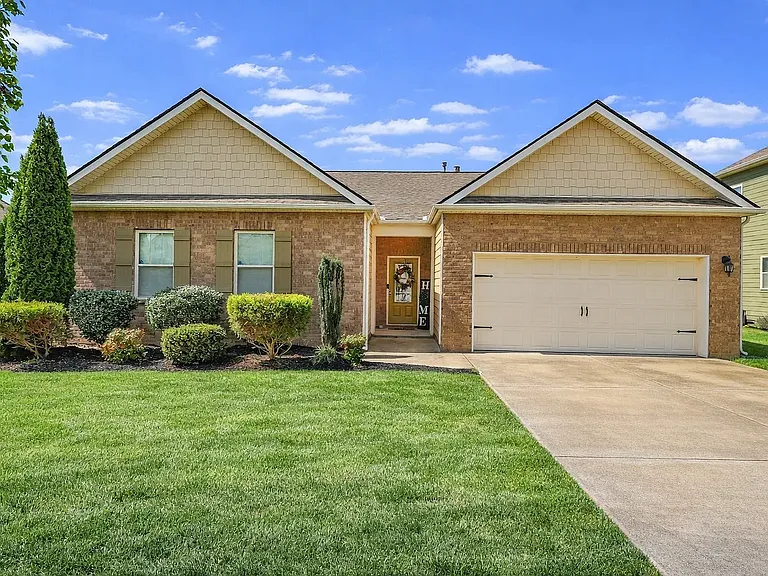 6515 Tulip Tree Dr — Photo 1