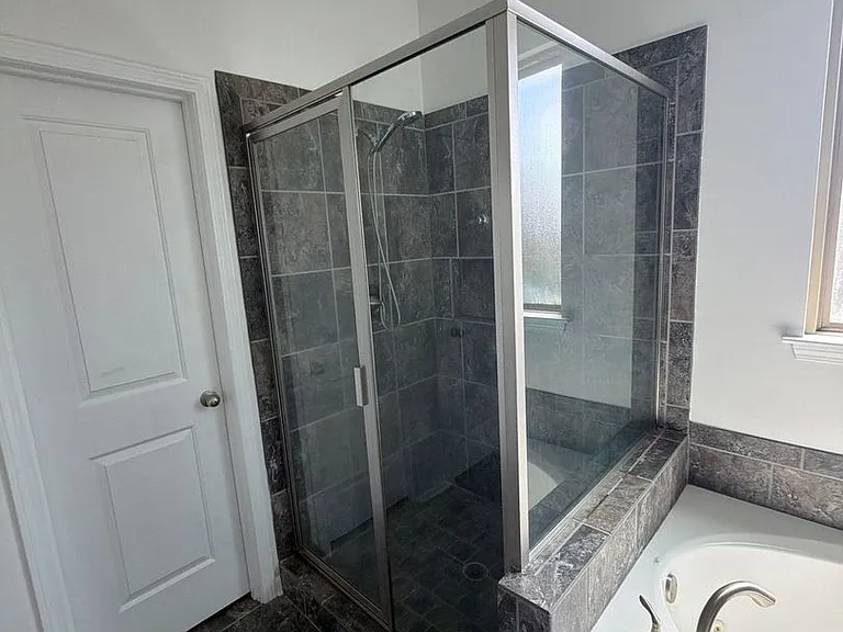6839 Hare Pointe Dr — Photo 5