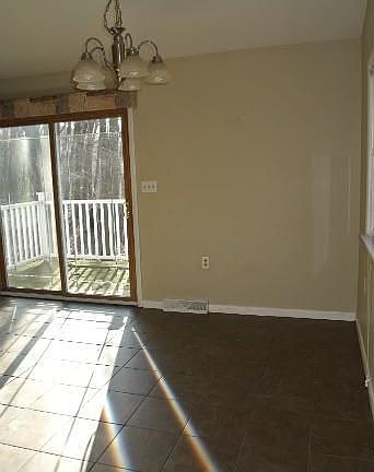 5th image of 4050 Trebor Ct