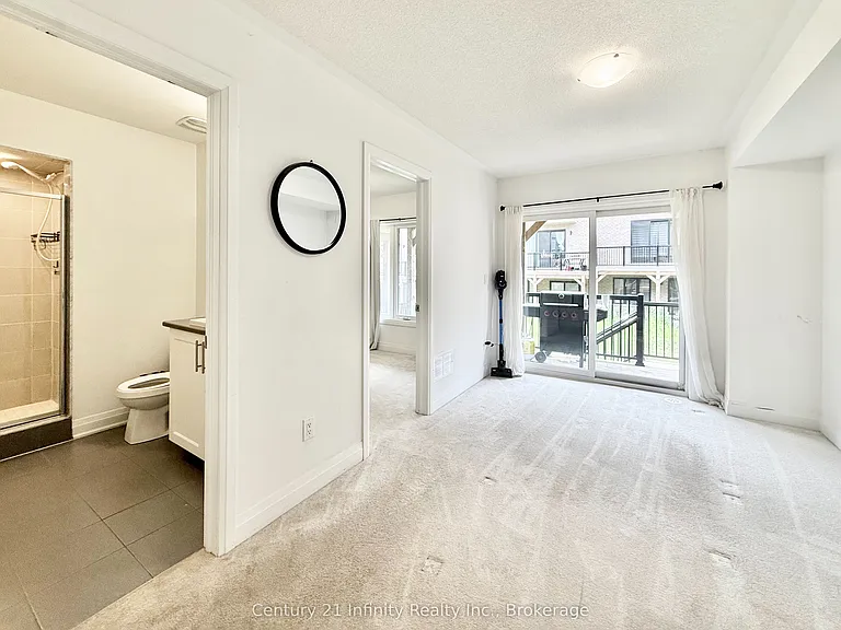 36 Elkington Cres #2 — Photo 6