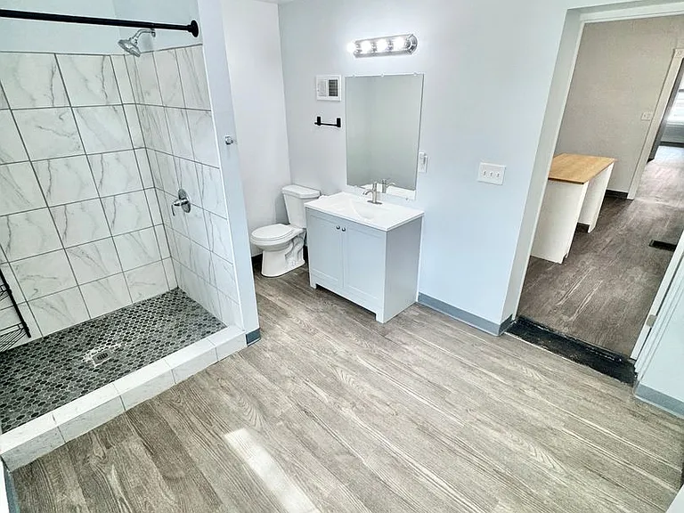 1410 W Turner St — Photo 11