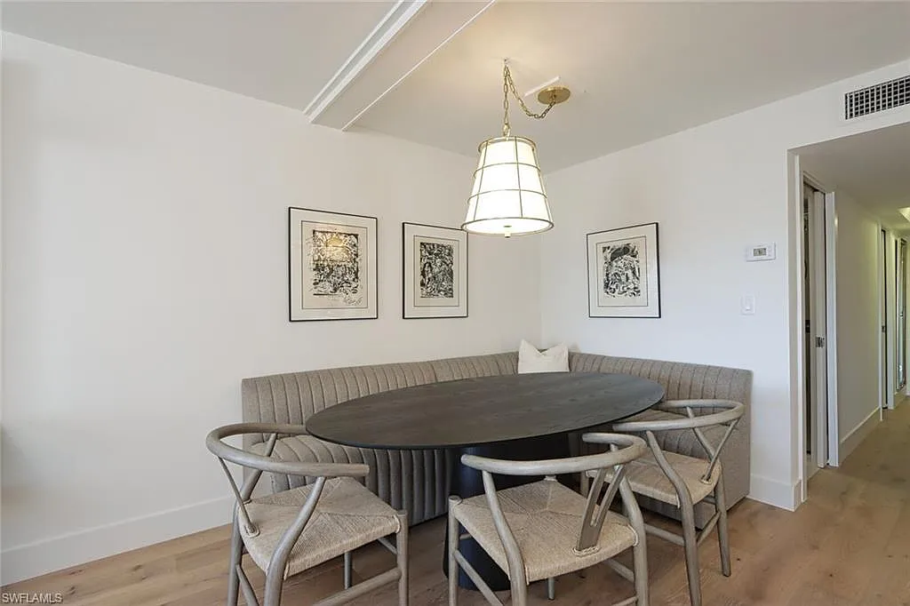 2 bed, 2.0 bath, 1393 sqft, $13,000 — Photo 4