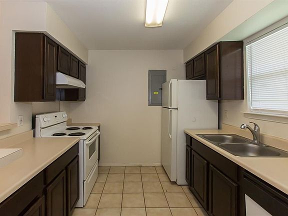 5th image of 10007 Emerald Creek Dr Unit A