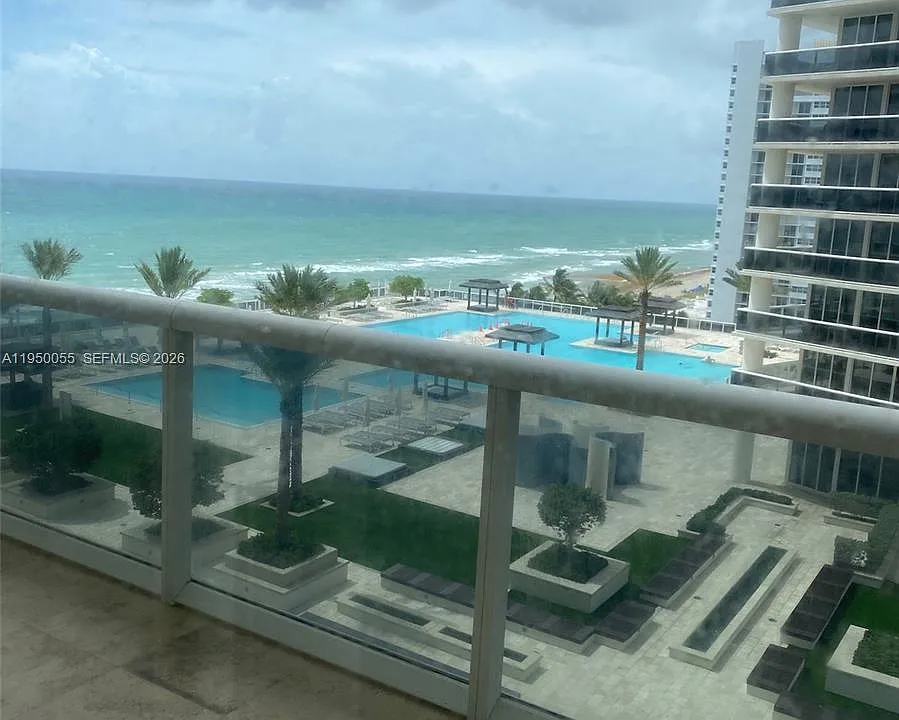 1830 S Ocean Dr #1106