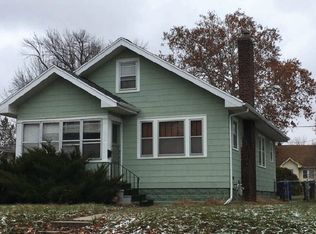 1123 Leavitt St, Waterloo, IA 50702