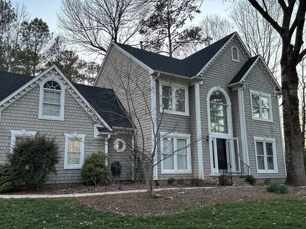 100 Hebride Ct