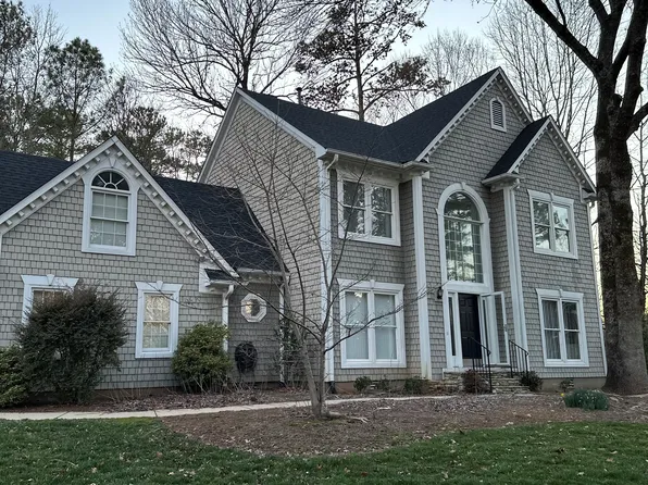 100 Hebride Ct, Cary, NC 27513